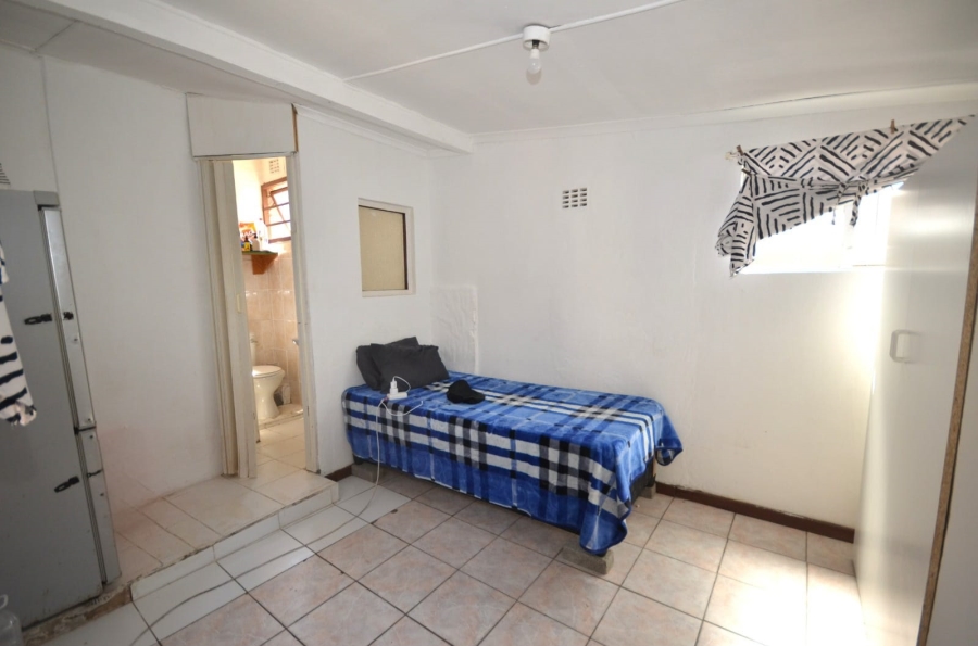 9 Bedroom Property for Sale in Quigney Eastern Cape